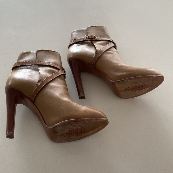 Tory Burch Heeled Ankle Boots- 4” Height - Picture 4 of 4